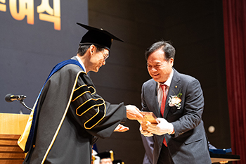 환경공학과 나기선 동문, 2025년 '자랑스러운 서울과기대인'상 수상